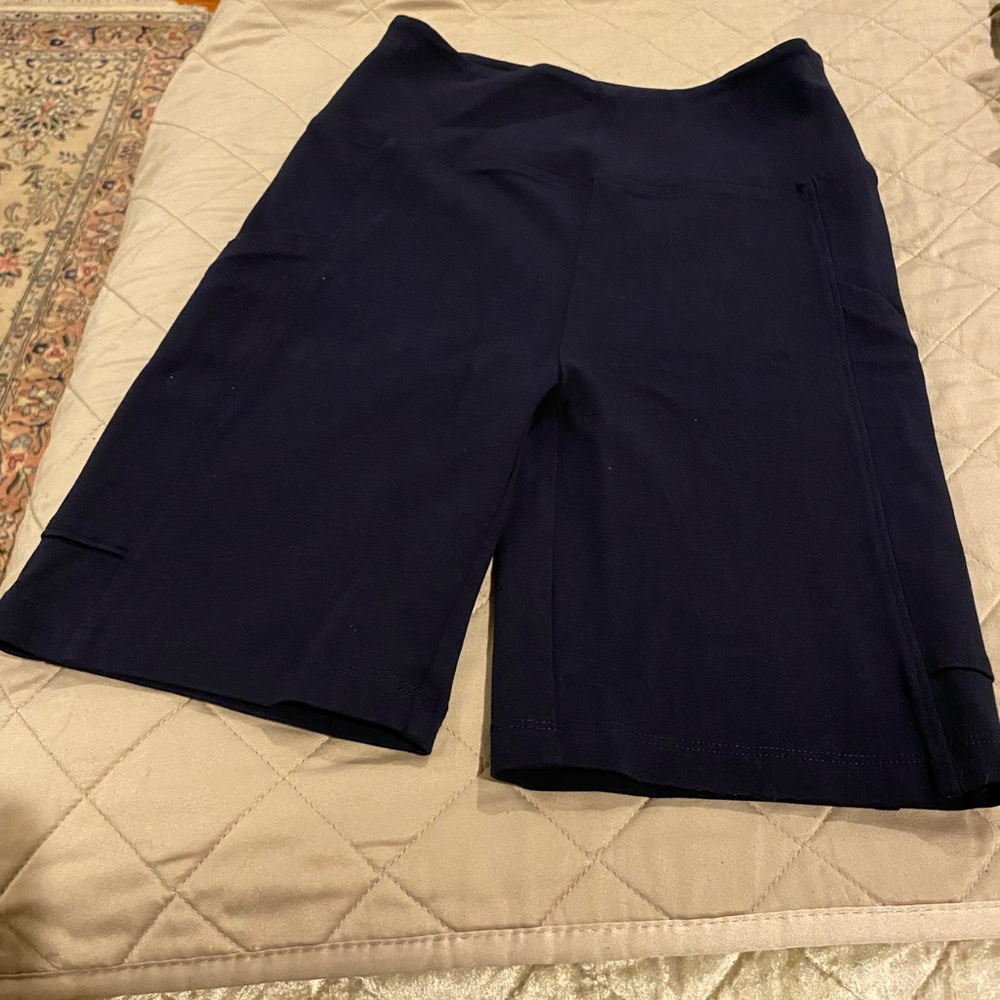 Lou & Grey Women's Athletic Shorts - Navy